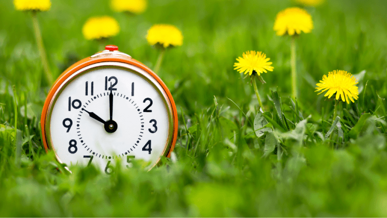 When does the time change? Spring forward for daylight saving time