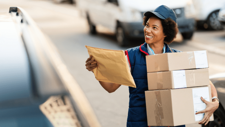 Postalworker: Khám Phá Nghề Nhân Viên Bưu Điện Qua Câu Chuyện và Bài Tập Tiếng Anh