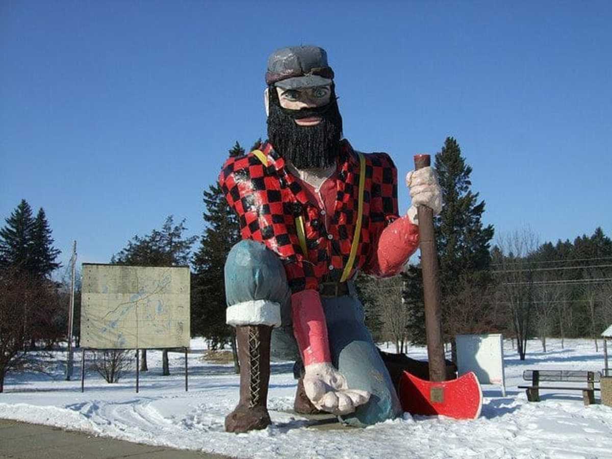 Statue of Paul Bunyan in Akeley, MN