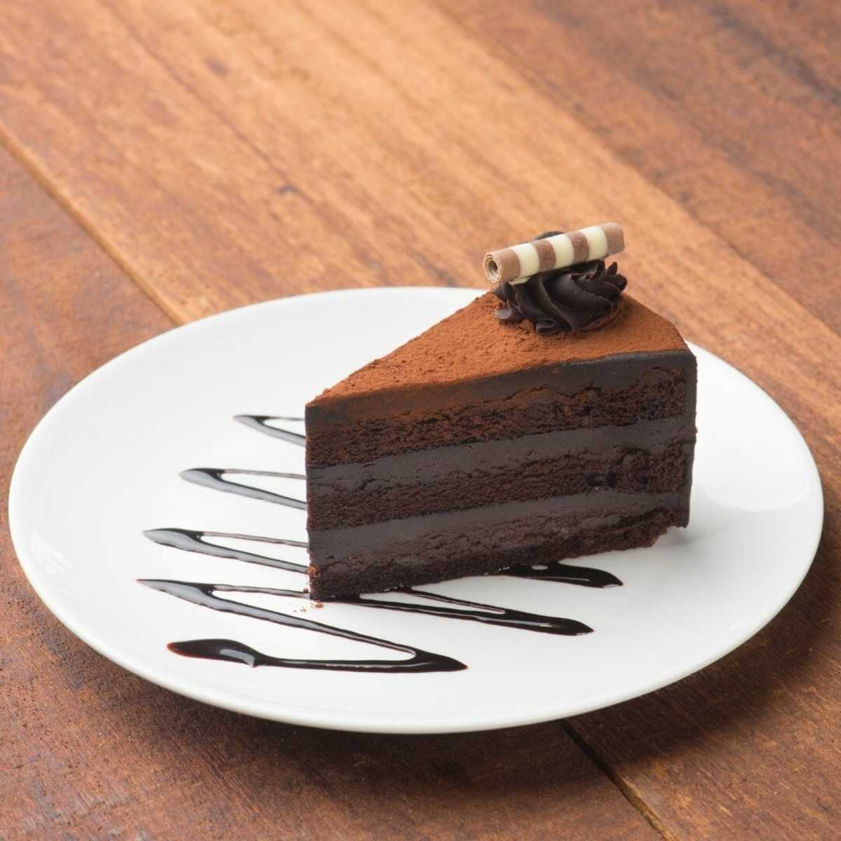 dark chocolate cake